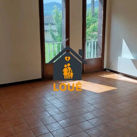 Location Studio 1 pièces 29 m2 à Villeneuve-d'Olmes - Photo 4