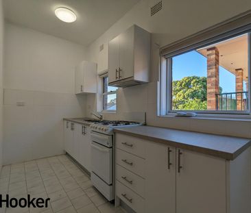 2 bedroom unit in Concord - Photo 3