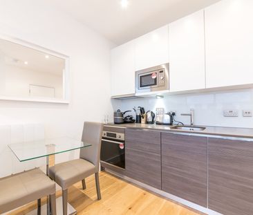 Staines Road, Hounslow, TW3 - Photo 5