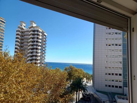 3 room luxury Apartment for rent in Benidorm, Spain - Photo 4