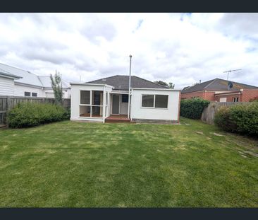 9 Cambridge Street, Belmont, Vic 3216 - Photo 5