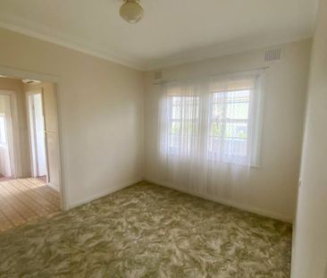 THREE BEDROOM HOME IN NORTH TAMWORTH - Photo 5