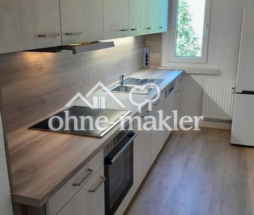 Einziehen und wohlfühlen! Helle 2-Zimmer Erstbezug mit Kamin, Balko... - Foto 6