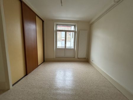 Location Appartement 2 pièces 45m² REIMS 51100 - Photo 4