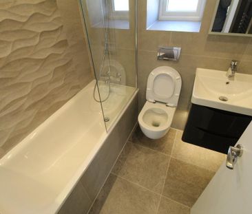 4 bedroom terraced house to rent - Photo 6