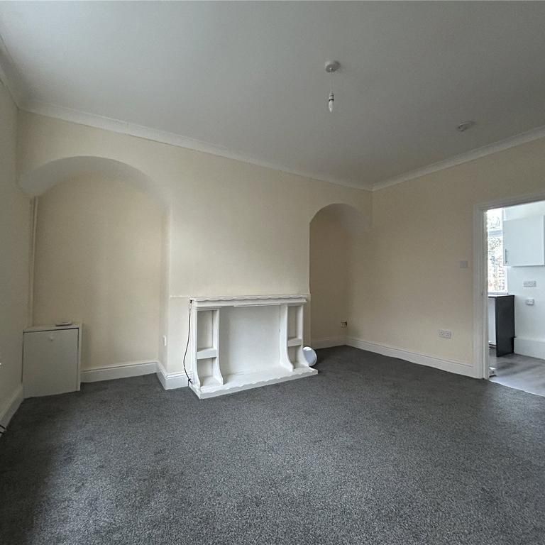 2 bedroom terraced house to rent - Photo 1