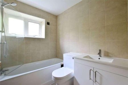 Hatton Court, Lubbock Road, Chislehurst, BR7 - Photo 5