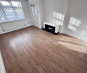 2 bedroom House To Let - Photo 3