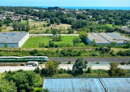 For Lease - 5 Greystone Walk Drive Unit# PH11, Toronto, Ontario - Photo 3