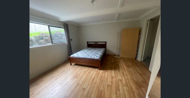 🏡 Fully Furnished Studio in Prime St Lucia Location – Perfect for UQ Students! - Photo 1