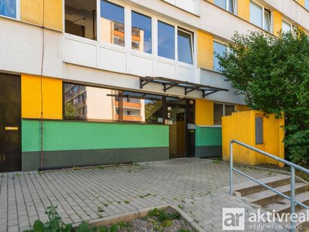 Pronájem bytu 1+kk 32 m2 - Fotografie 4