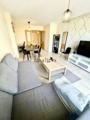 Alquiler de piso en Calle Alcaucín, 1 b - Foto 1