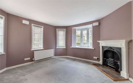 Cosy cottage situated in the popular village of Thriplow - Photo 2