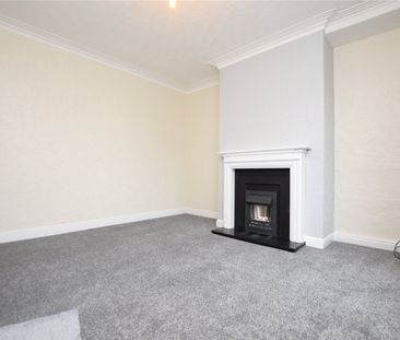 17, Nancroft Mount, Leeds, West Yorkshire, LS12 2DF - Photo 1