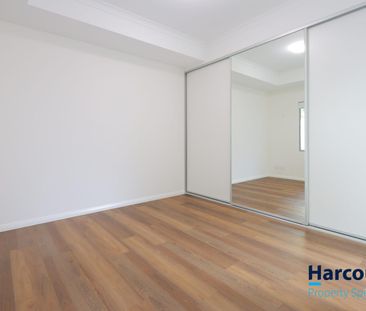 Modern, Stylish and Convenient Family Home - Photo 3