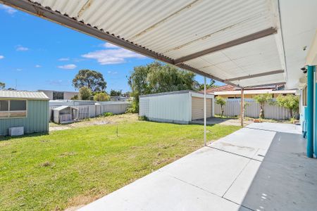 8 Yallan Street, Mandurah. - Photo 5