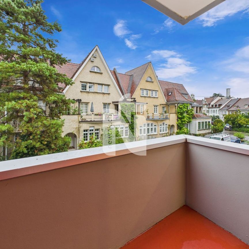 Moderne 3-Zimmer-Wohnung am Neuwilerplatz mit zwei Balkonen, eigenem Waschturm, Lift und Gemeinschaftsgarten - Foto 1