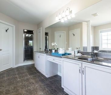 For Lease - 122 Spring Azure Crescent, Oakville, Ontario - Photo 4