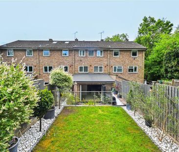 4 bedroom townhouse to rent - Photo 3