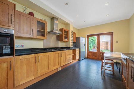 5 bedroom terraced house to rent - Photo 2