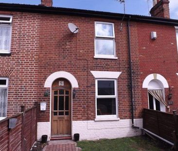 2 bedroom terraced house to rent - Photo 3