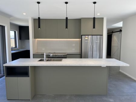 Stunning and contemporary home in Hanley's Farm - Photo 3