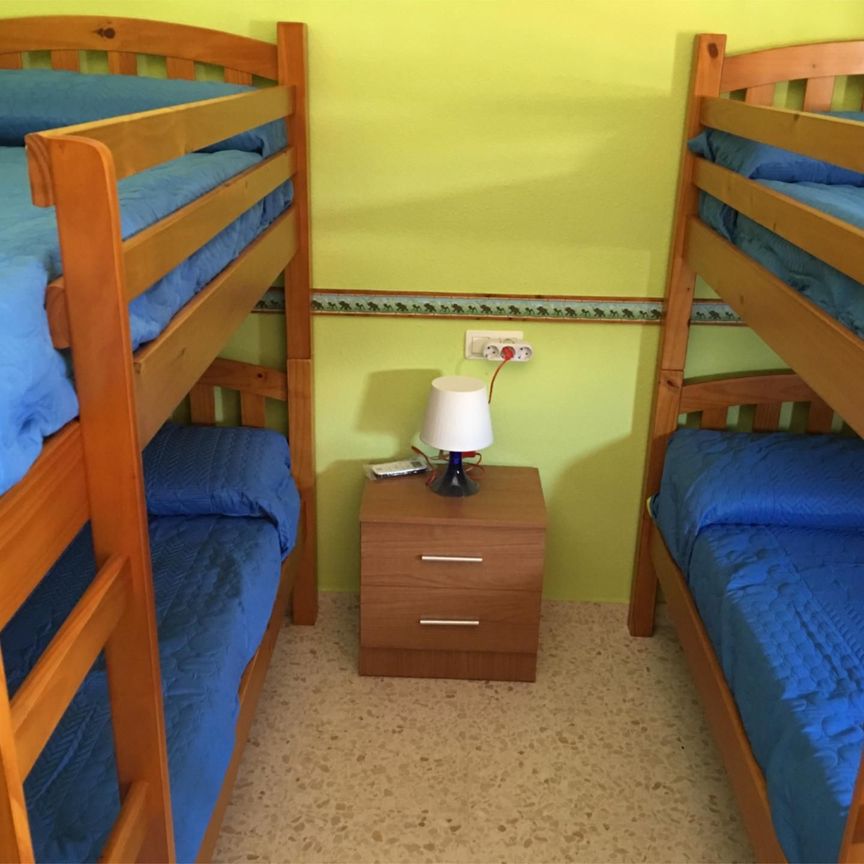 Casa adosada de alquiler en Calle Castilla, 54, Lo Cea - Photo 1