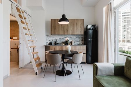 Carrer de la Democràcia, Valencia, Valencian Community 46014 - Photo 5