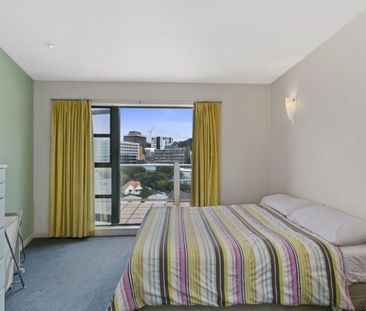 Penthouse living at its best - Photo 5