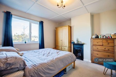 3 bedroom terraced house to rent - Photo 5