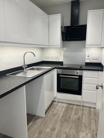 Studio to rent - Photo 2