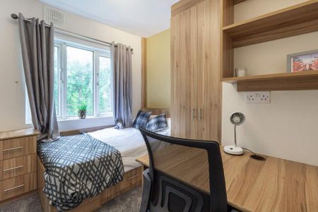 6 bedroom house to rent - Photo 3