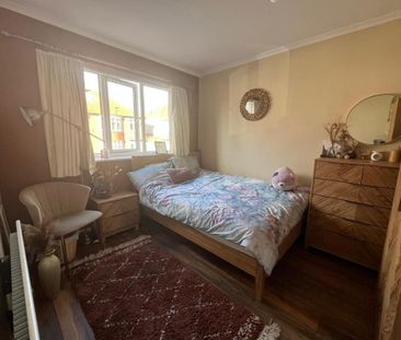 1 bedroom semi-detached house to rent - Photo 2