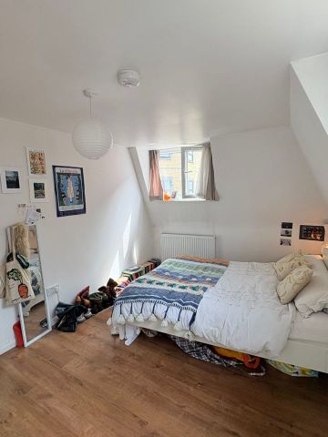2 Bed Flat, Millers Terrace, E8 - Photo 3