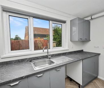 39A Carnbrae Park, Belfast, BT8 6TP - Photo 2