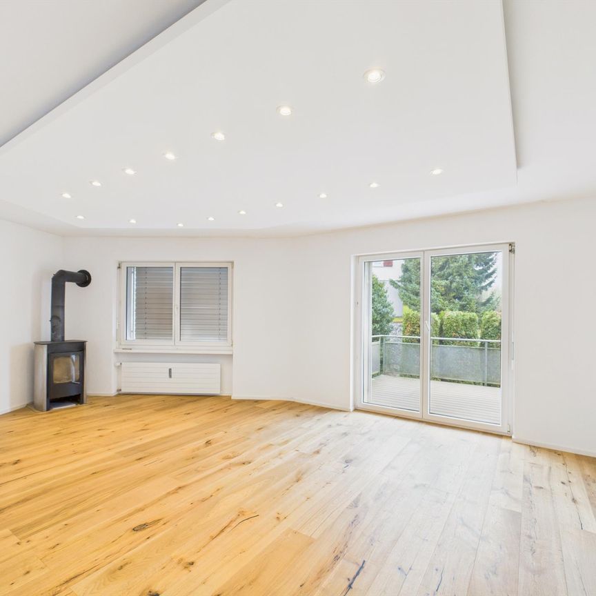 Gemütlicher Schwedenofen und Terrasse mit Garagenbox inklusive - Foto 1