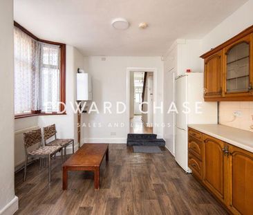 4 bedroom terraced house to rent - Photo 6