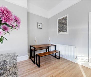 4 bedroom apartment to rent - Photo 5