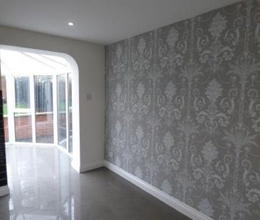 2 bedroom semi-detached house to rent - Photo 2