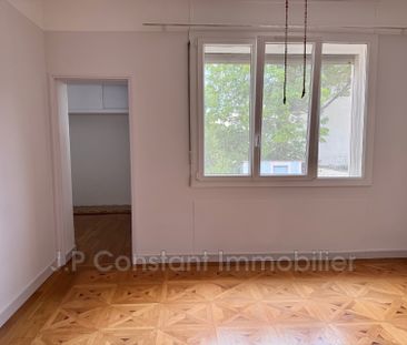 Location Appartement 3 pièces 90m² LA CIOTAT 13600 - Photo 2