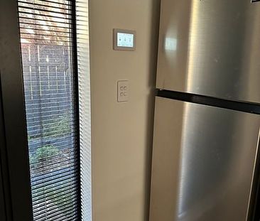 Modern 2BR Townhouse in Strathmore! - Photo 6