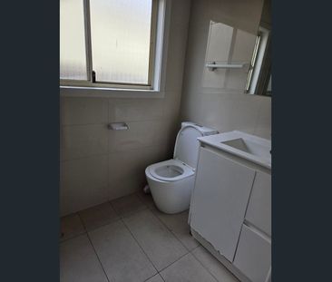 3 Bedroom House For Rent - Photo 2