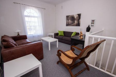 2 bedroom terraced house to rent - Photo 2