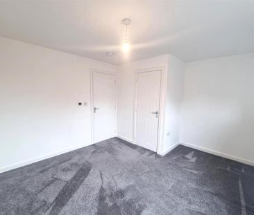 2 bedroom semi-detached house to rent - Photo 2