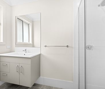 35B Dent Street, Epping NSW 2121 - House For Rent | Domain - Photo 2