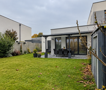NA PRENÁJOM | MODERNÝ 3-IZBOVÝ BUNGALOV S KRÁSNOU ZÁHRADOU A ZASTREŠENOU TERASOU – ROVINKA - Photo 6