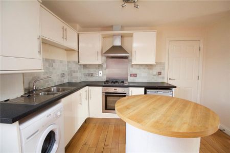 2 bedroom apartment to rent - Photo 5