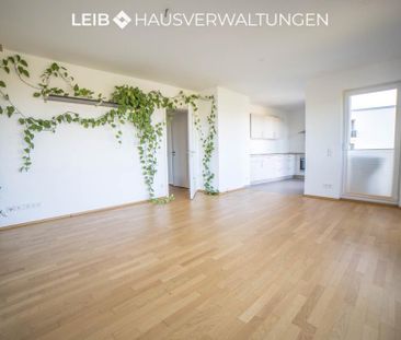 2 Zimmer Wohnung mit herrlichem Blick auf den Erba-Park zu vermieten! - Foto 1