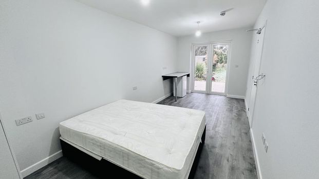 House share to rent - Photo 1