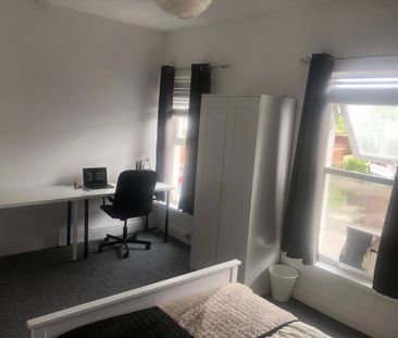 6 bedroom house to rent - Photo 6